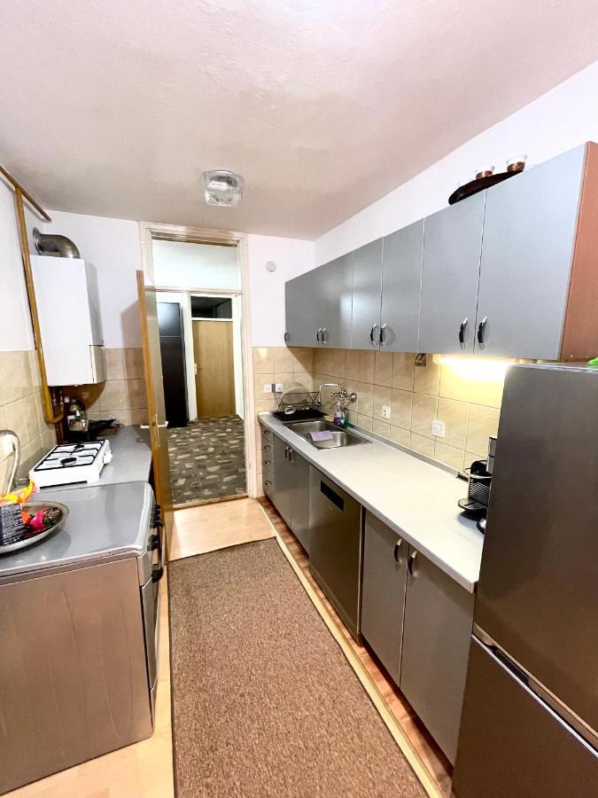 Airport Sarajevo Apartment 2 Bagian luar foto